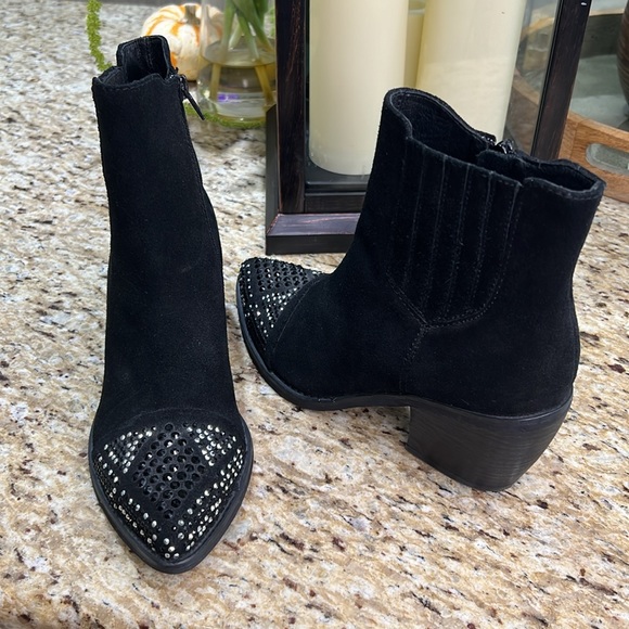 Van Eli Suede and Rhinestone Embellished Black Pointed Toe Booties 7.5N - Picture 4 of 11